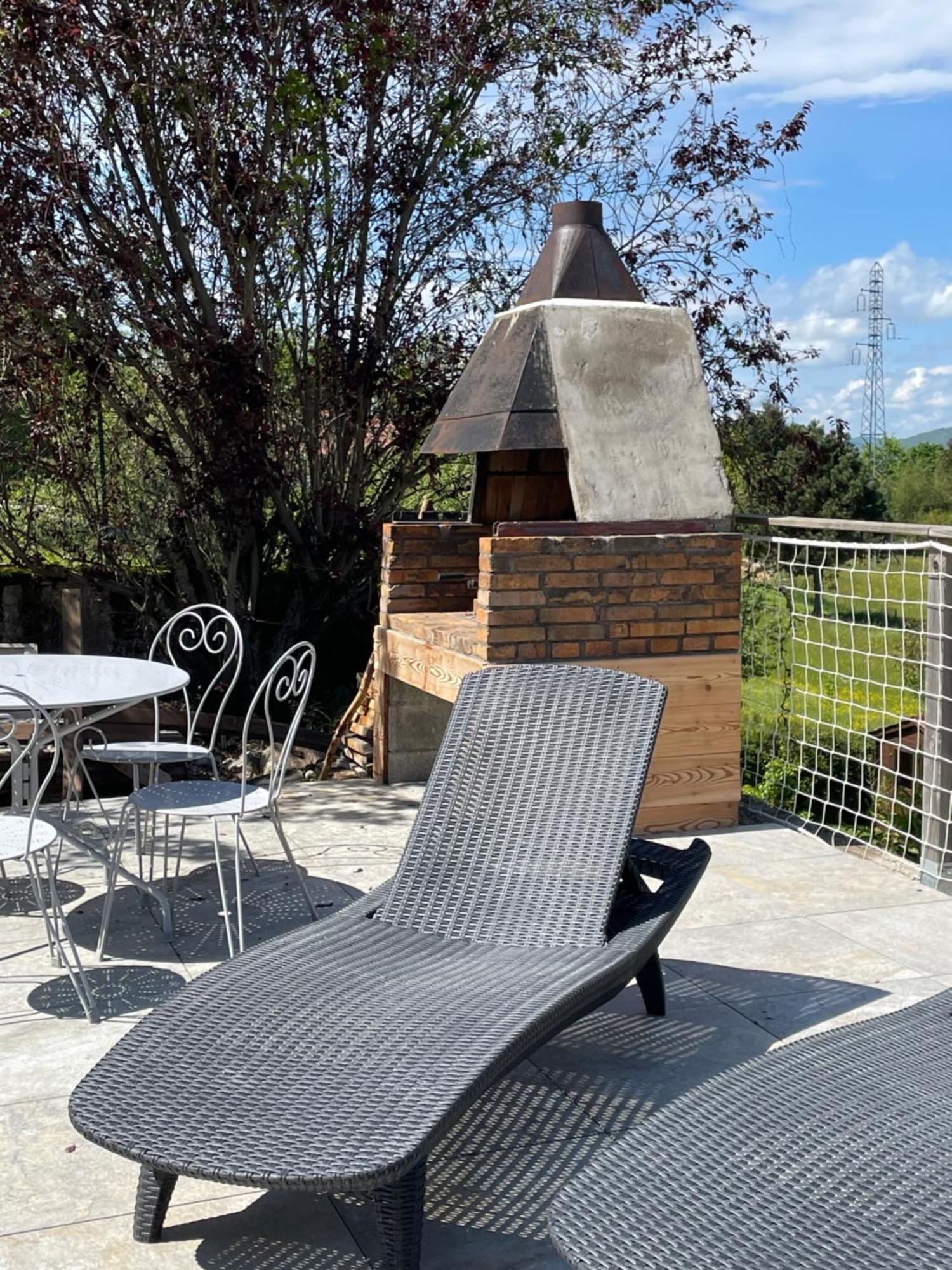 Relais Ville Vieille Ordonnaz Exteriör bild